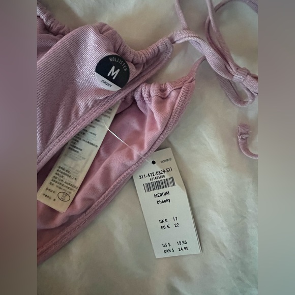 Hollister bathing suit - Picture 3 of 4